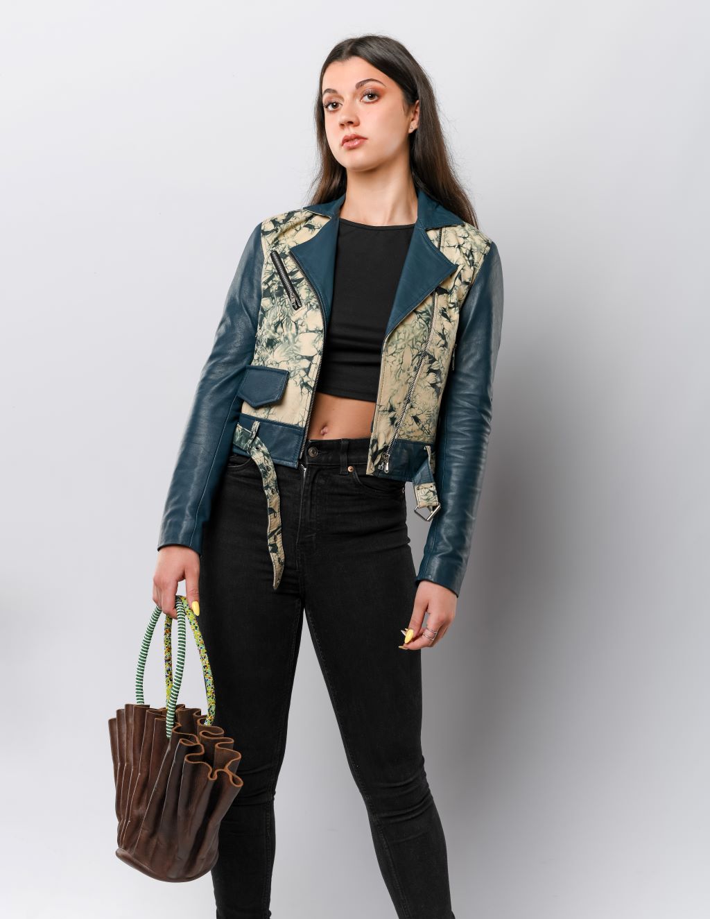 blouson en cuir blue et blanc