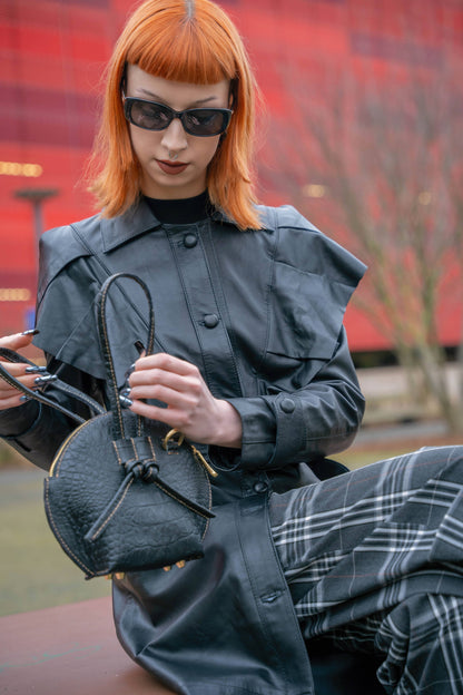 Manteau en cuir noire femme